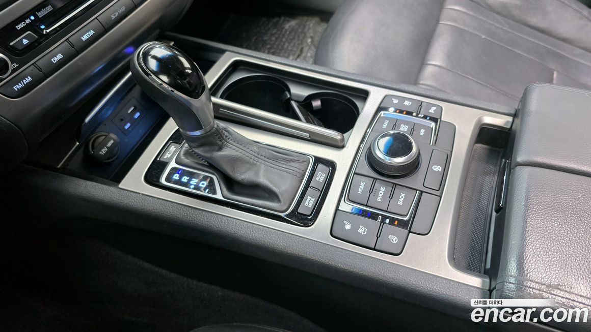 Hyundai Genesis 2016