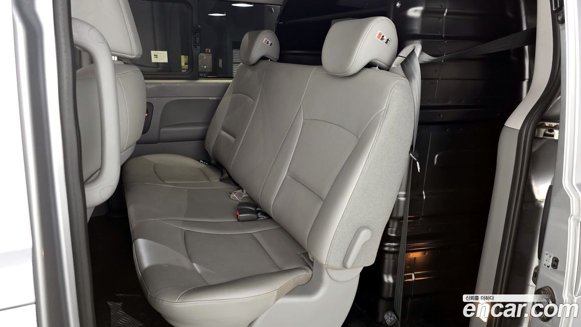 Hyundai Starex 2020