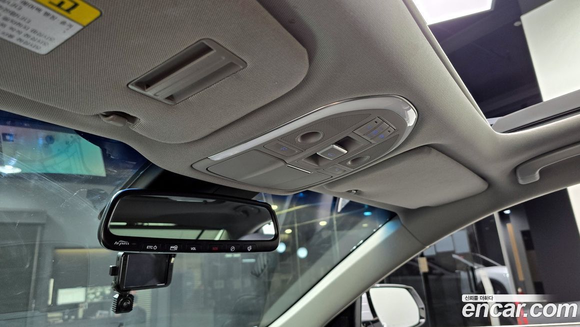 Hyundai Genesis 2016