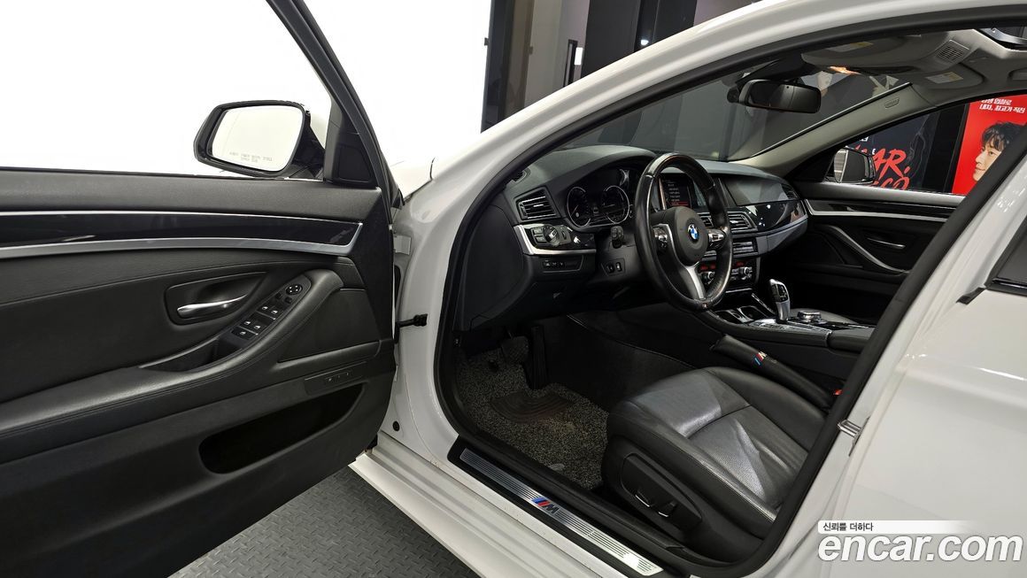 BMW 5-Series 2016