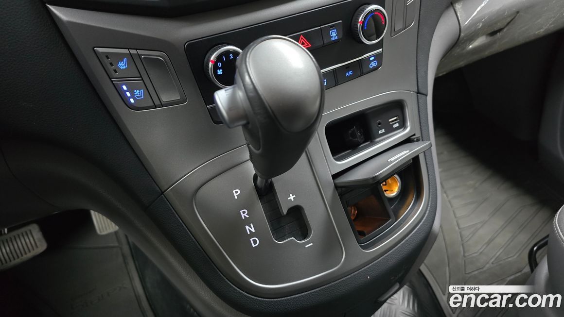 Hyundai Starex 2019