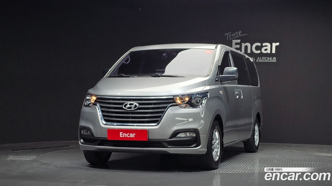 Hyundai Starex 2019