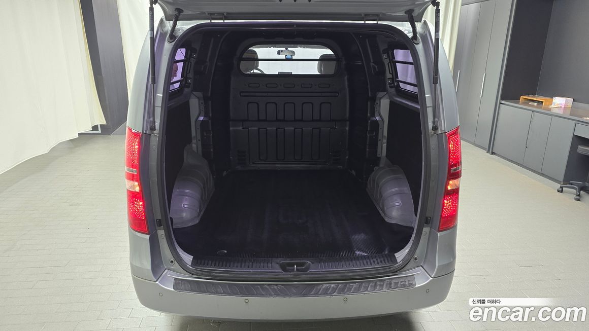 Hyundai Starex 2019