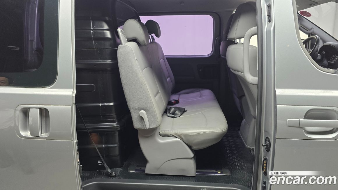 Hyundai Starex 2019
