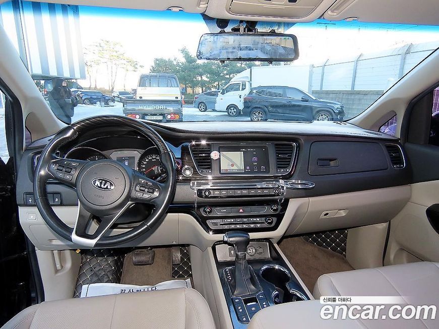 Kia Canival 2019