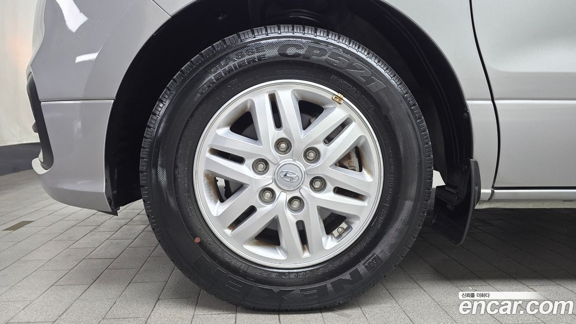 Hyundai Starex 2019