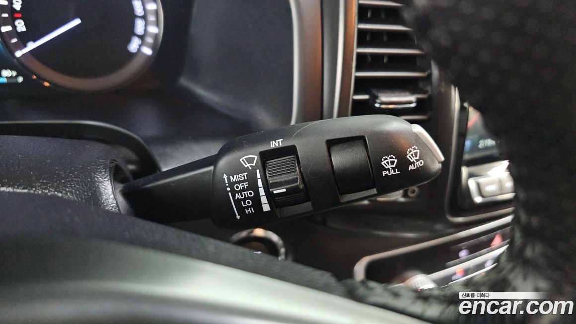 KG_Mobility_Ssangyong Rexton 2020