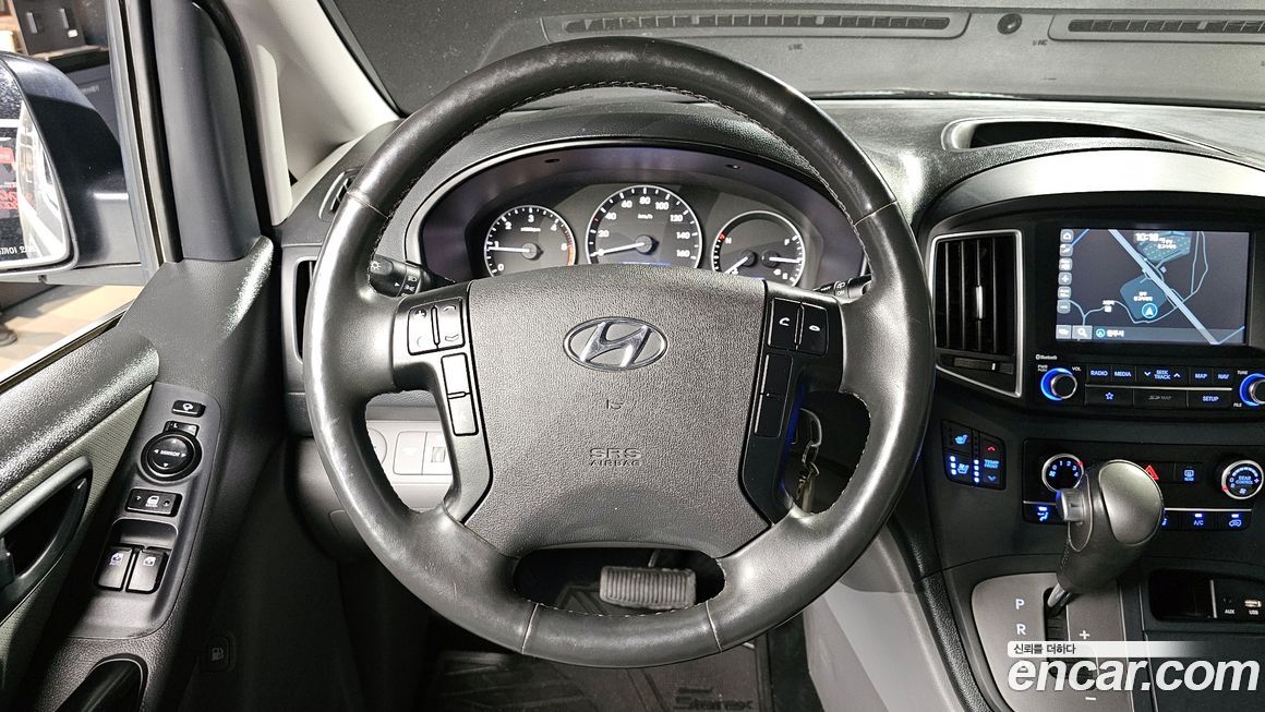 Hyundai Starex 2019