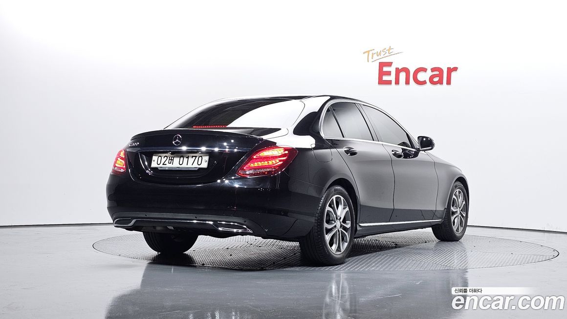 Mercedes-Benz C-Class 2017