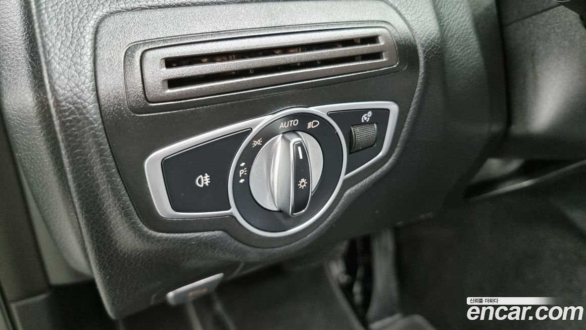 Mercedes-Benz C-Class 2018