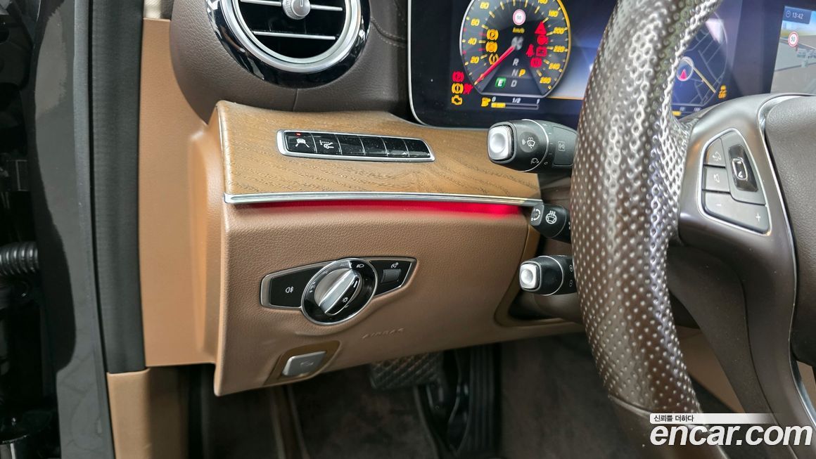 Mercedes-Benz E-Class 2018