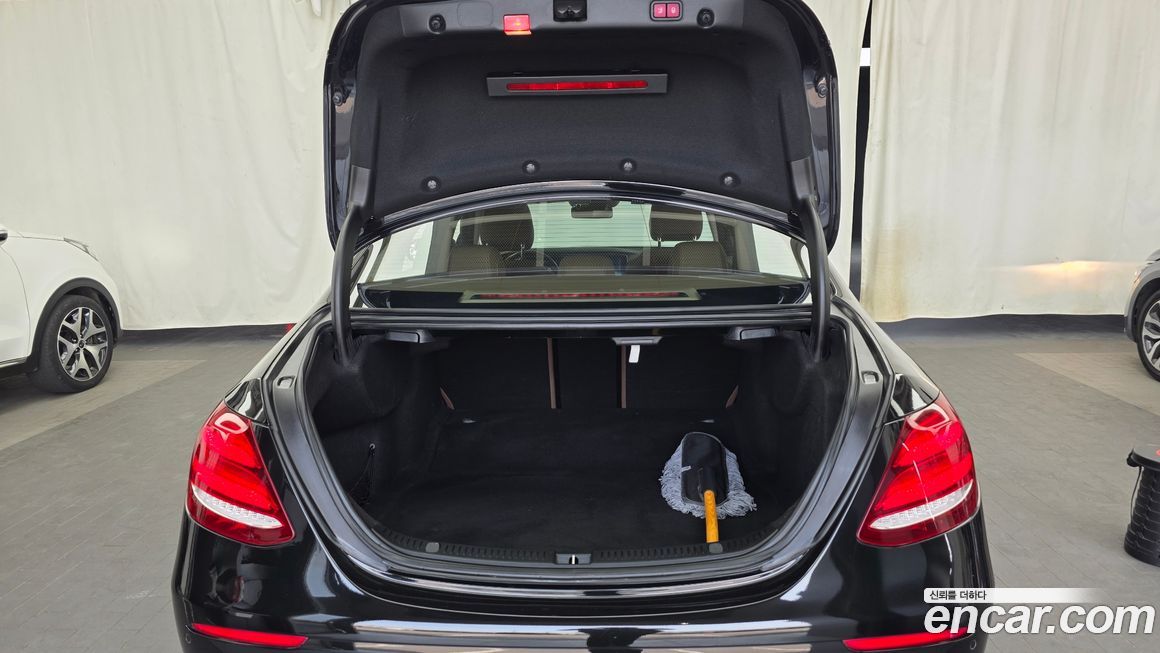 Mercedes-Benz E-Class 2018