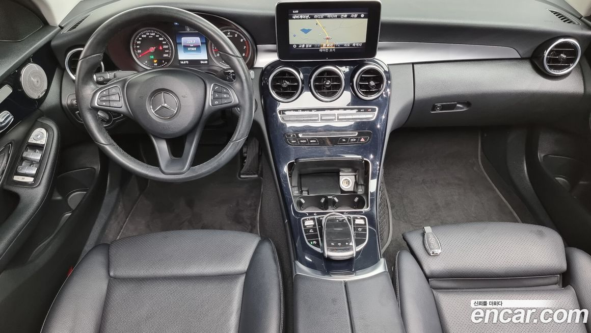 Mercedes-Benz C-Class 2018