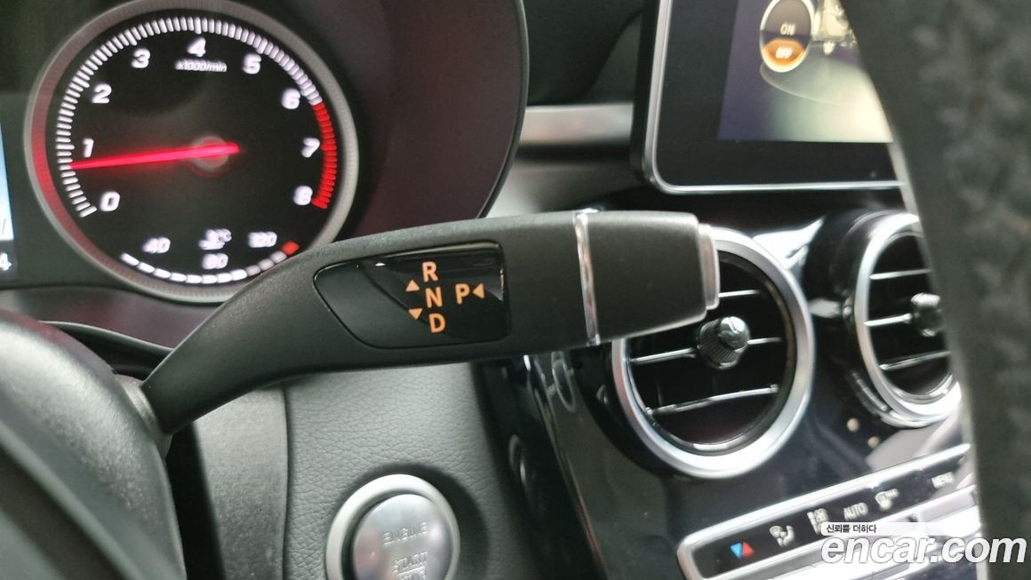 Mercedes-Benz C-Class 2018