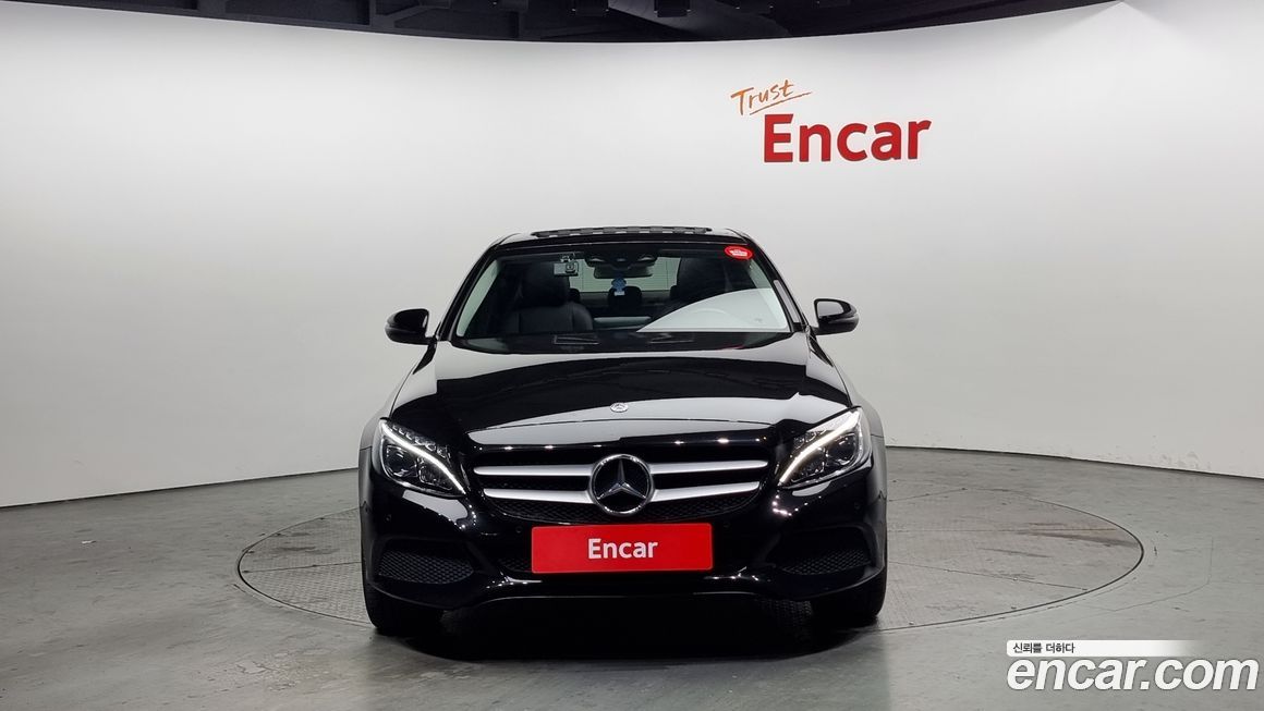 Mercedes-Benz C-Class 2018