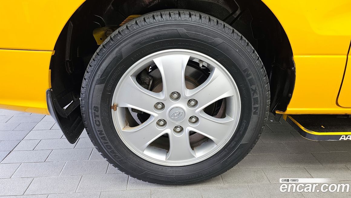 Hyundai Starex 2019