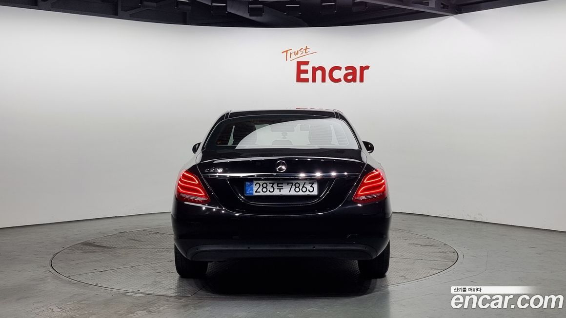 Mercedes-Benz C-Class 2018