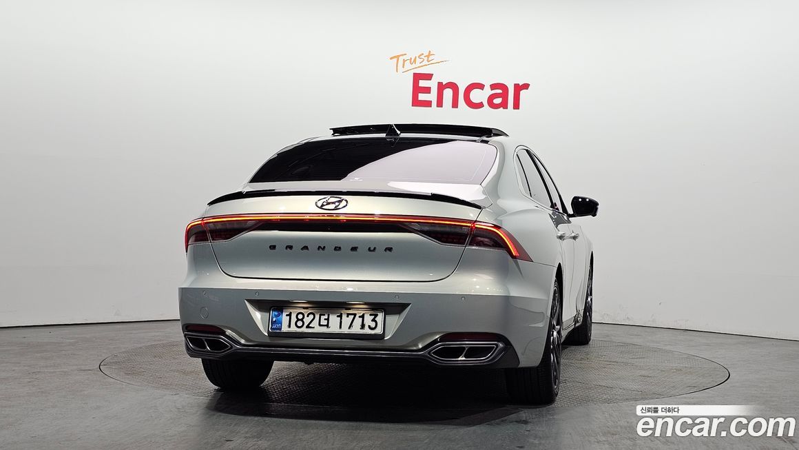 Hyundai Grandeur 2020