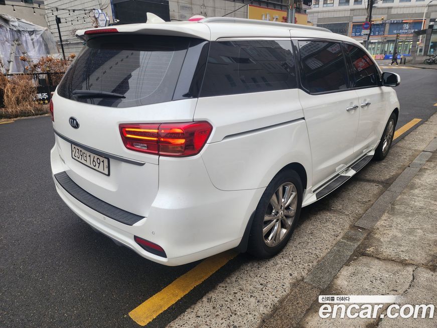 Kia Canival 2019