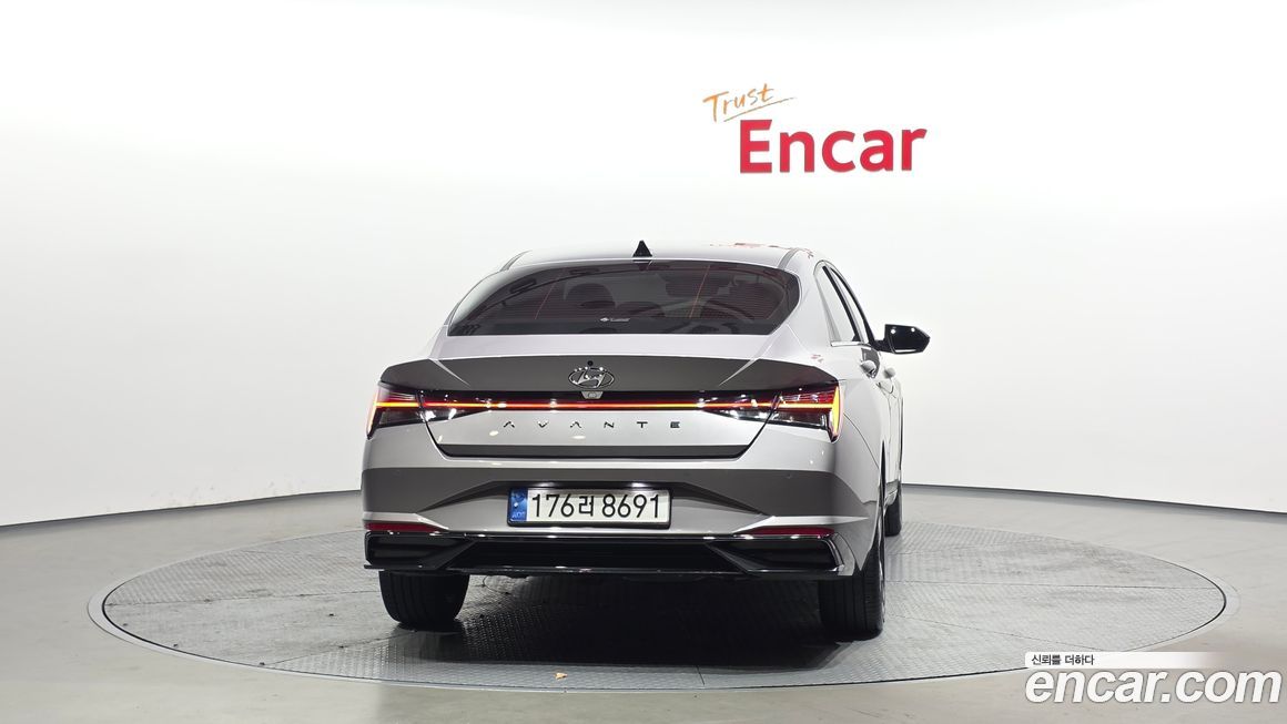 Hyundai AVANTE 2023