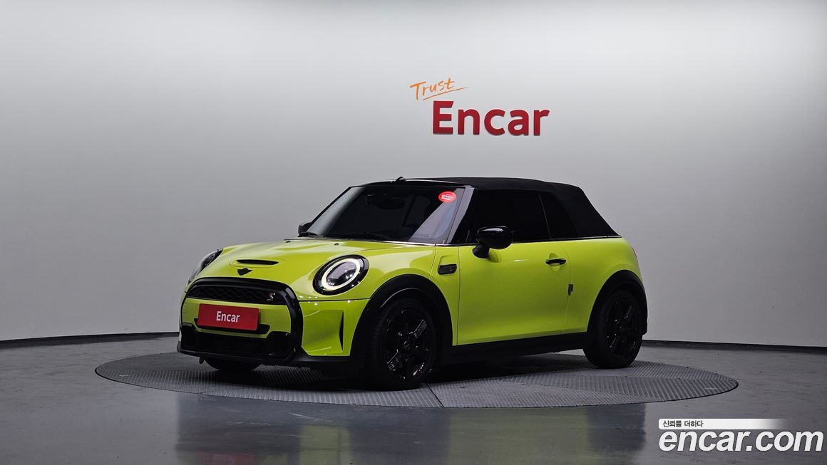 Mini Cooper Convertible 2022