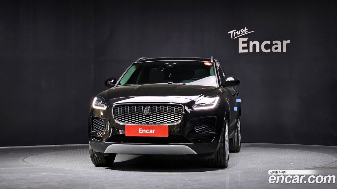 Jaguar E-PACE 2020