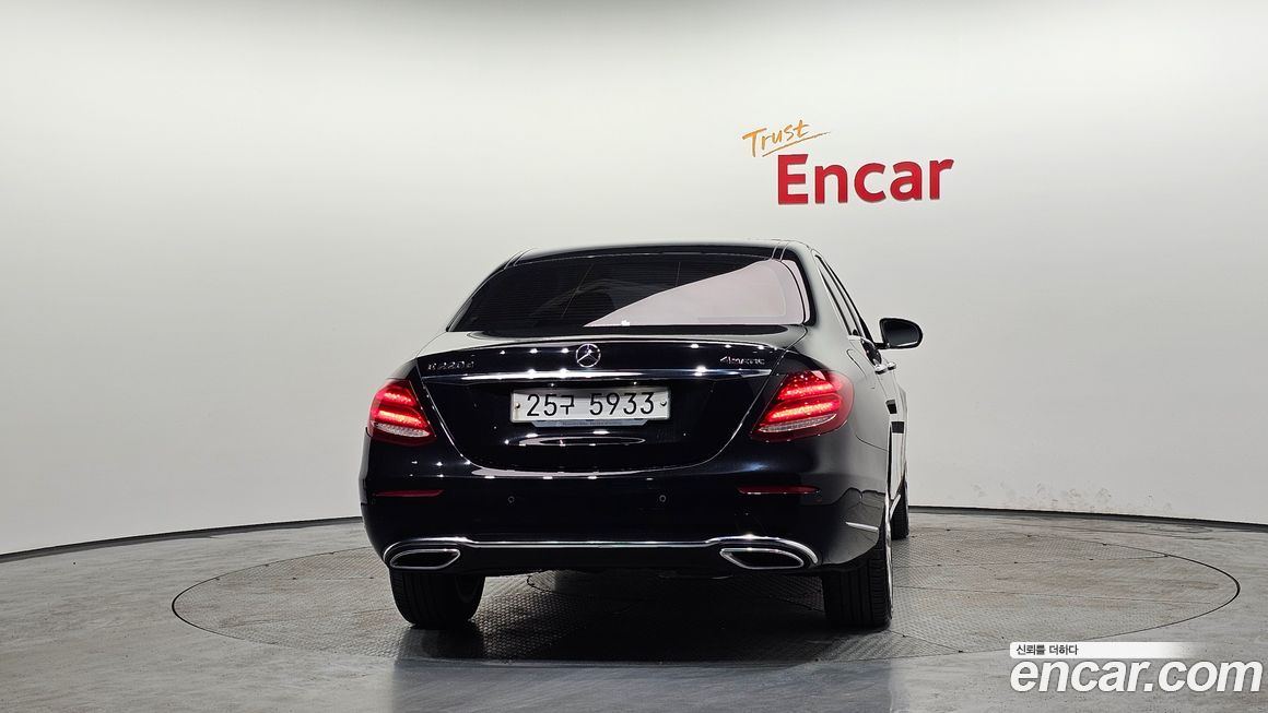 Mercedes-Benz E-Class 2019