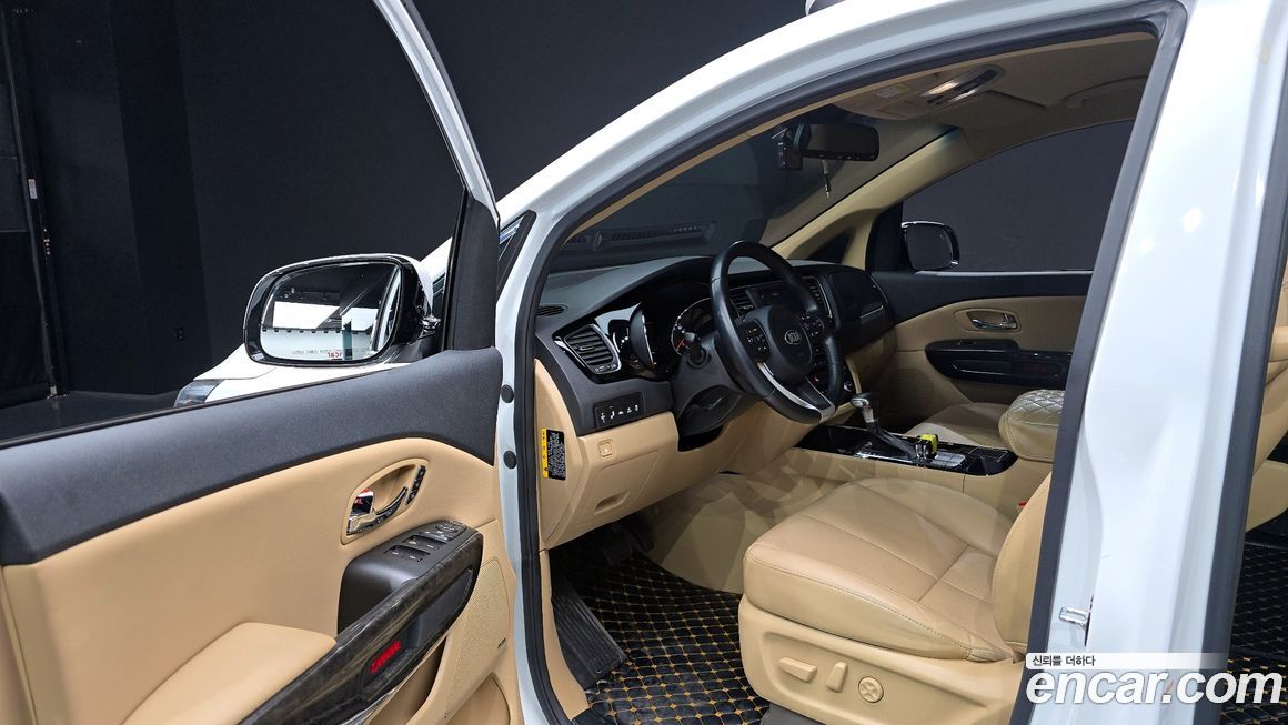 Kia Canival 2019