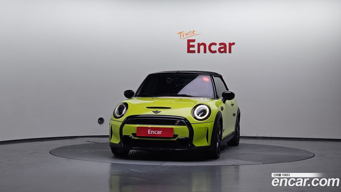 Mini Cooper Convertible 2022