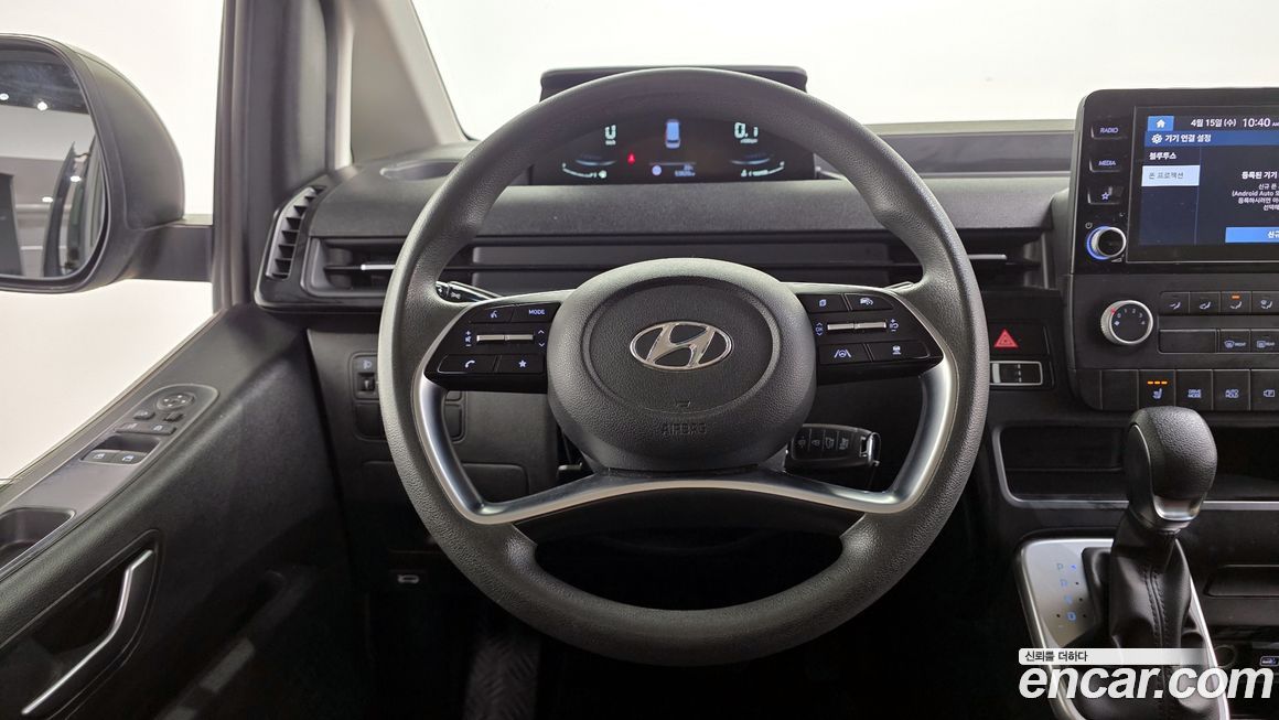 Hyundai Staria 2022
