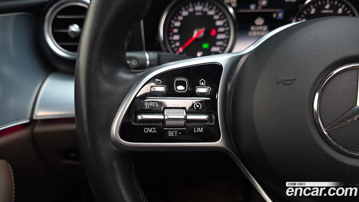 Mercedes-Benz E-Class 2020