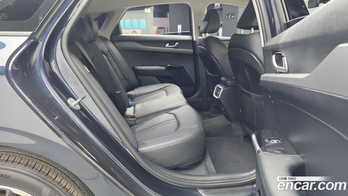 Kia K5 2023
