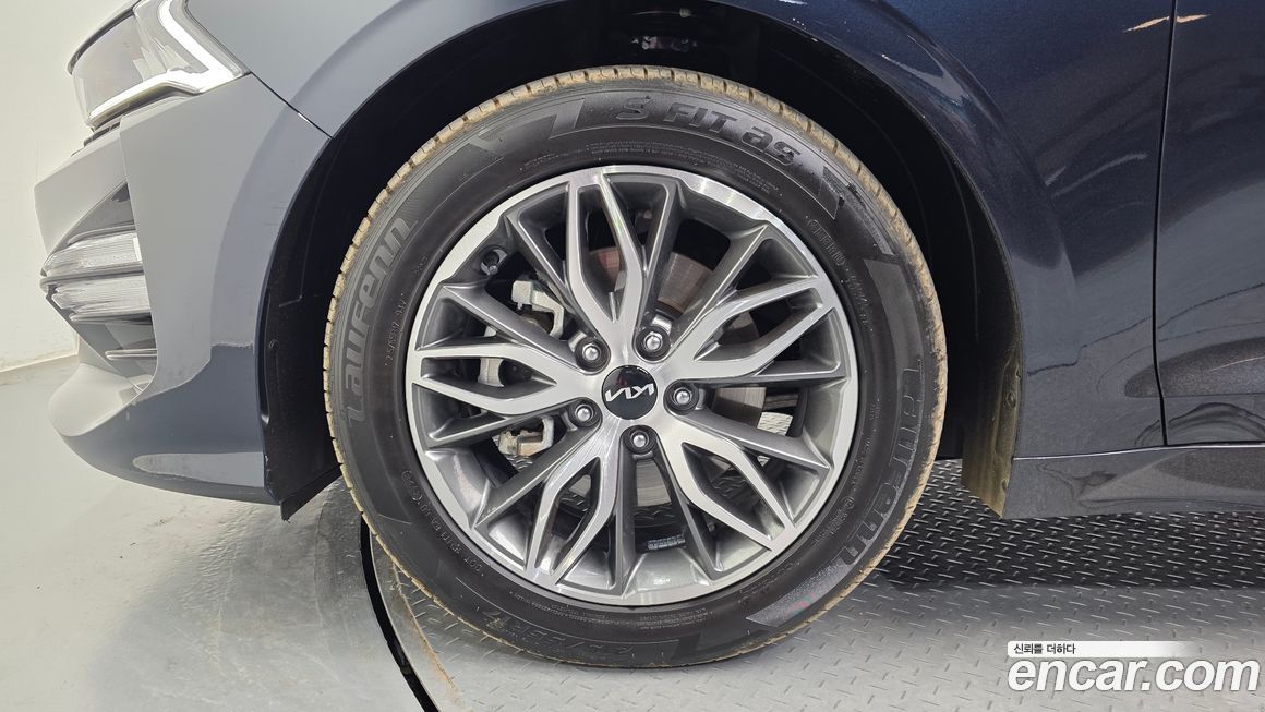 Kia K5 2023