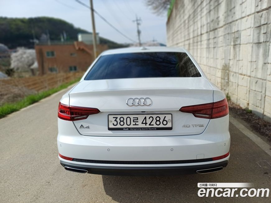 Audi A4 2019