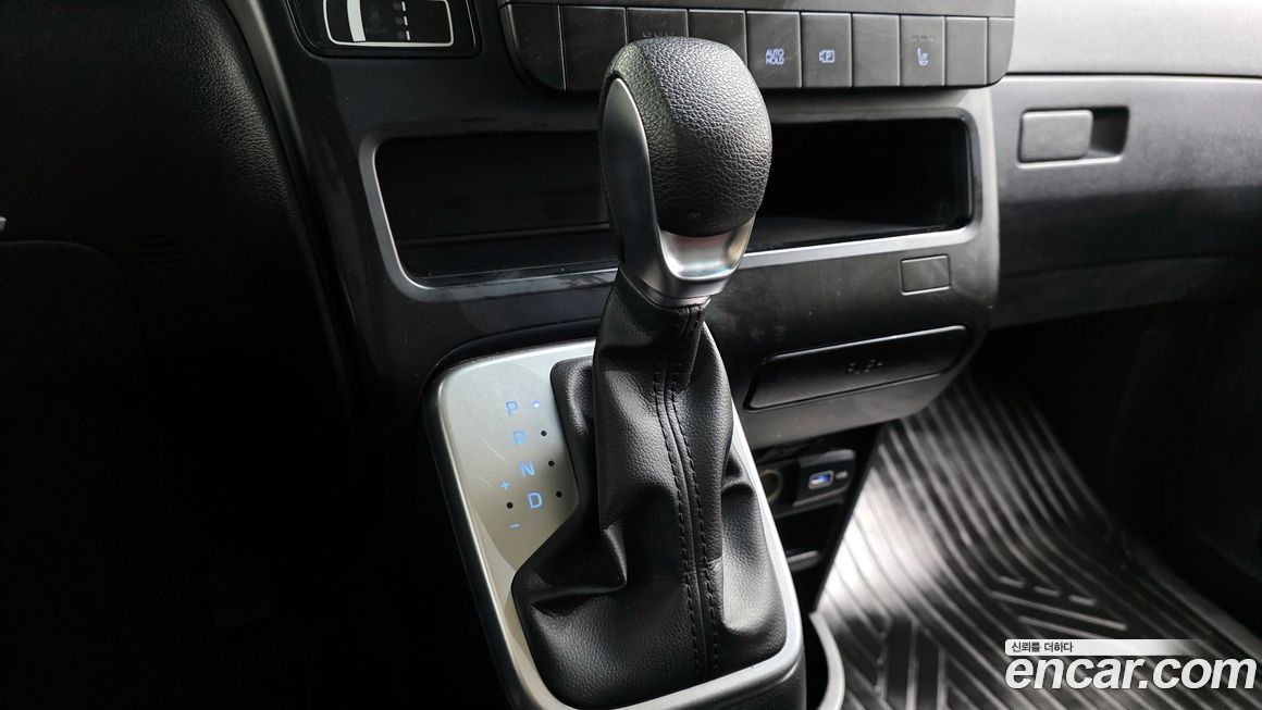 Hyundai Staria 2022