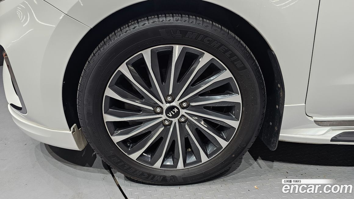Kia Canival 2019