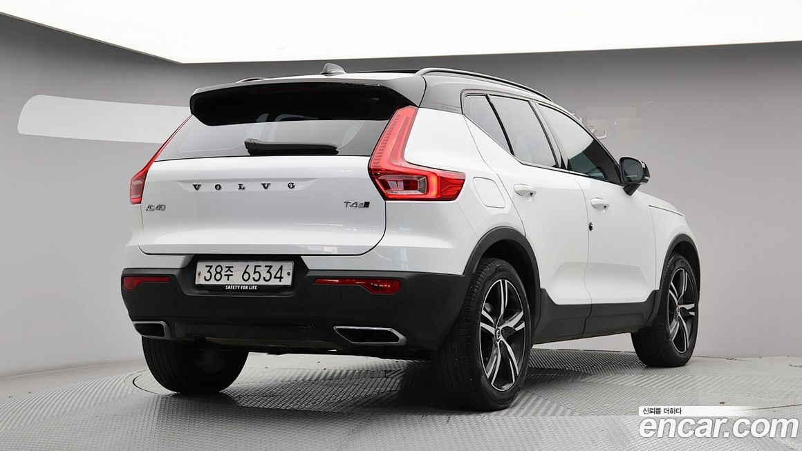 Volvo XC40 2019