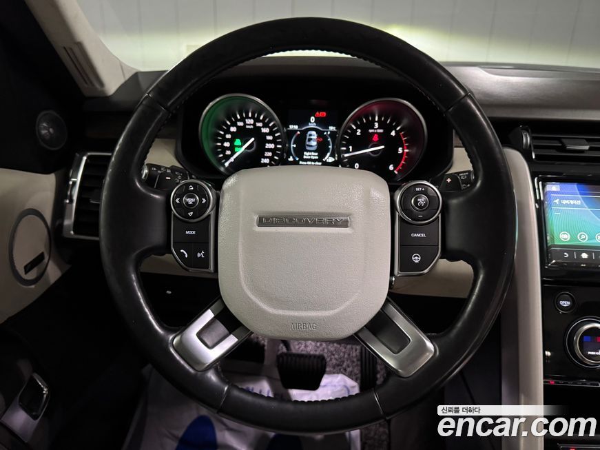 Land Rover Discovery 2017