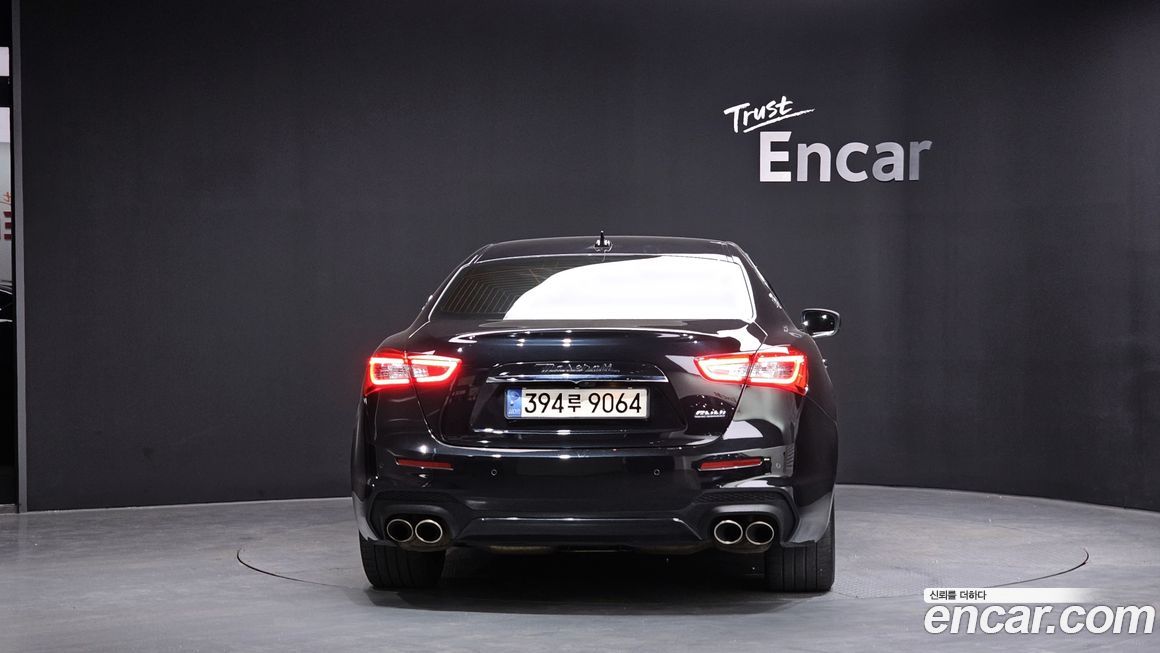 Maserati Ghibli 2018