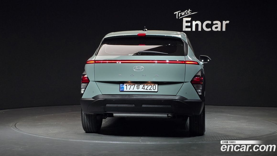 Hyundai Kona 2025