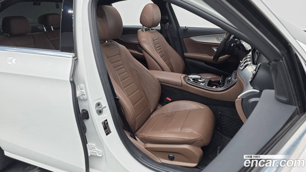 Mercedes-Benz E-Class 2020