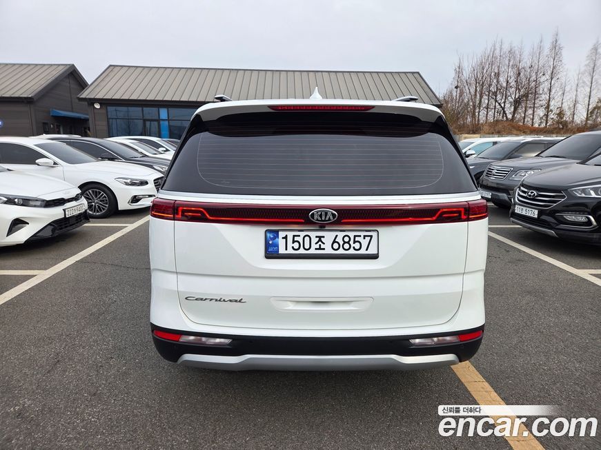 Kia Canival 2021