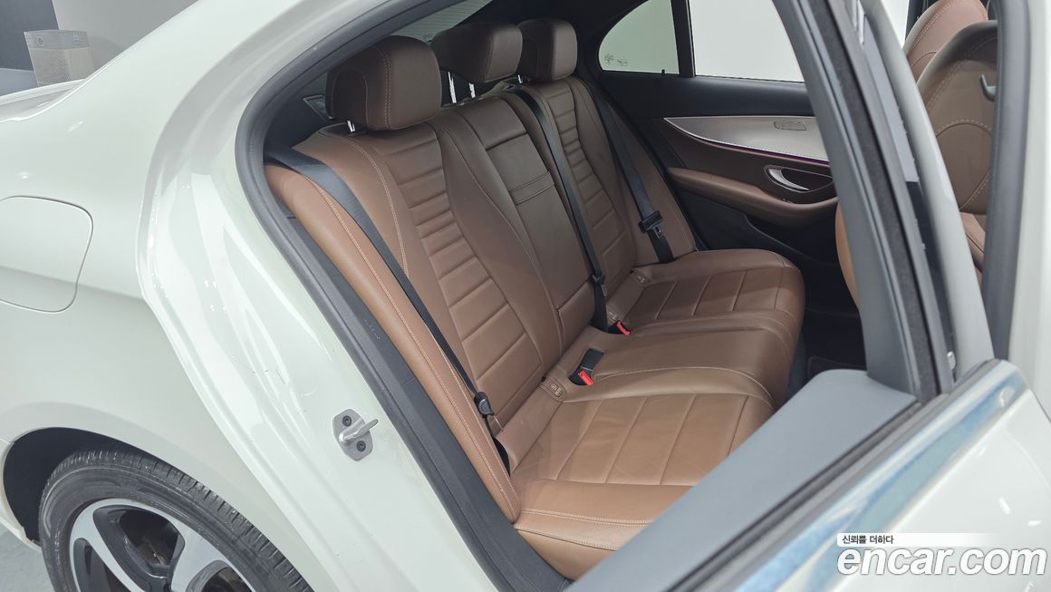 Mercedes-Benz E-Class 2020