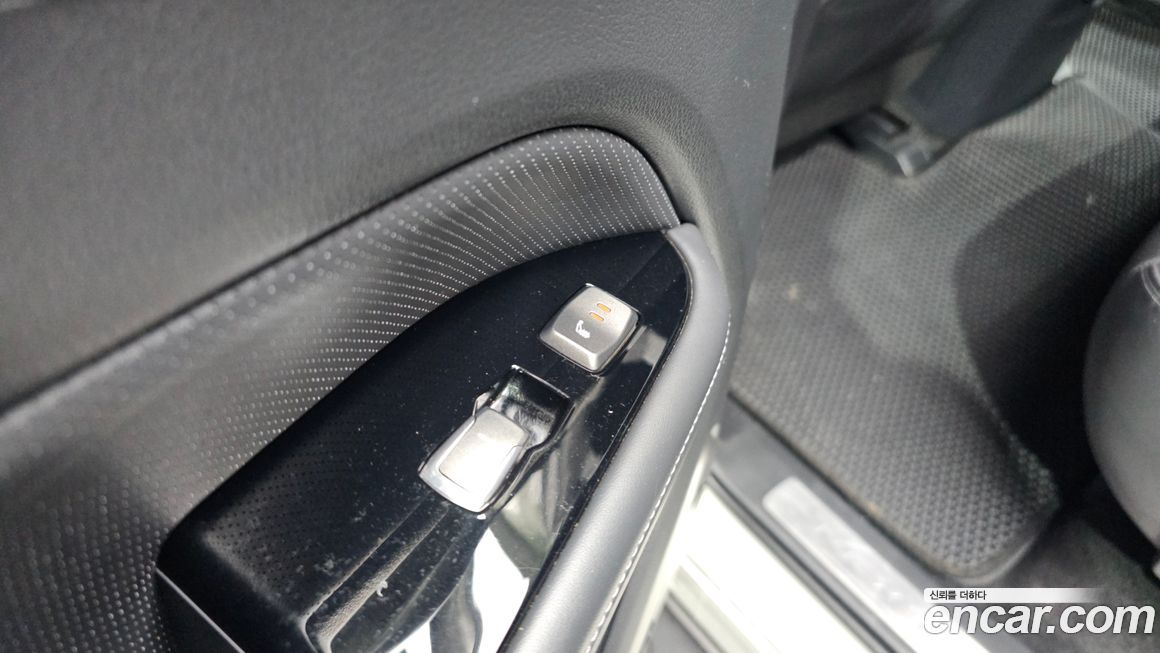 KG_Mobility_Ssangyong Rexton 2018