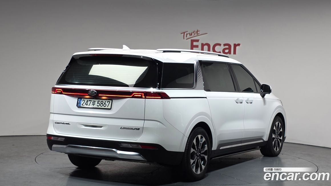 Kia Canival 2021