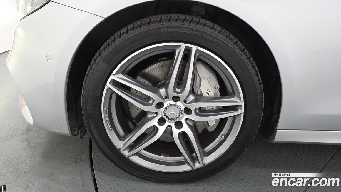 Mercedes-Benz E-Class 2017