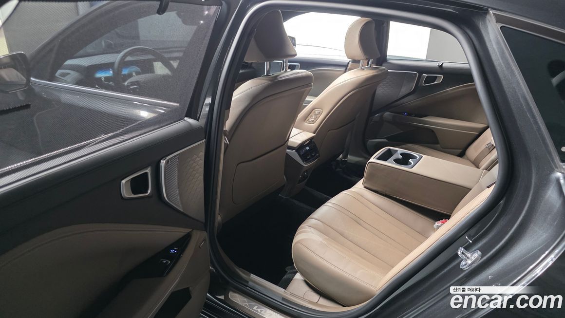 Kia K8 2023