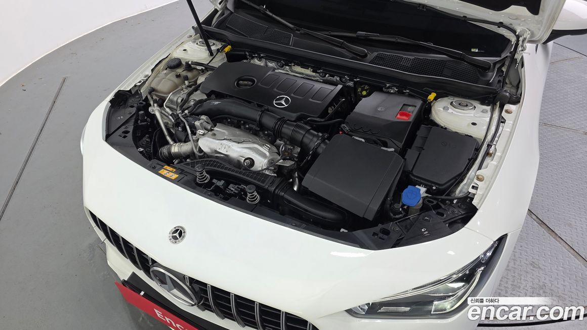 Mercedes-Benz CLA-Class 2021