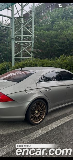 Mercedes-Benz CLS-Class 2005