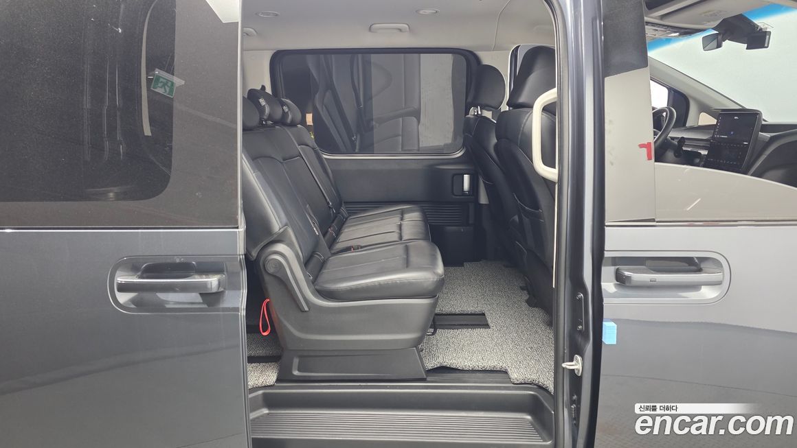 Hyundai Staria 2022